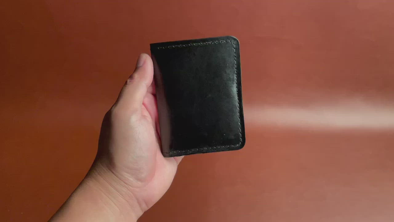 No. 902 Bi-Fold Leather Wallet